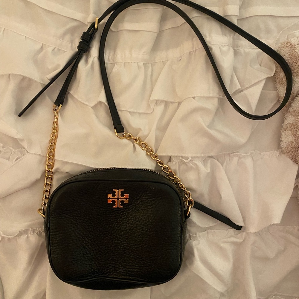 Tory Burch black camera purse